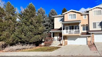 featured image of 1285 Alpine Way