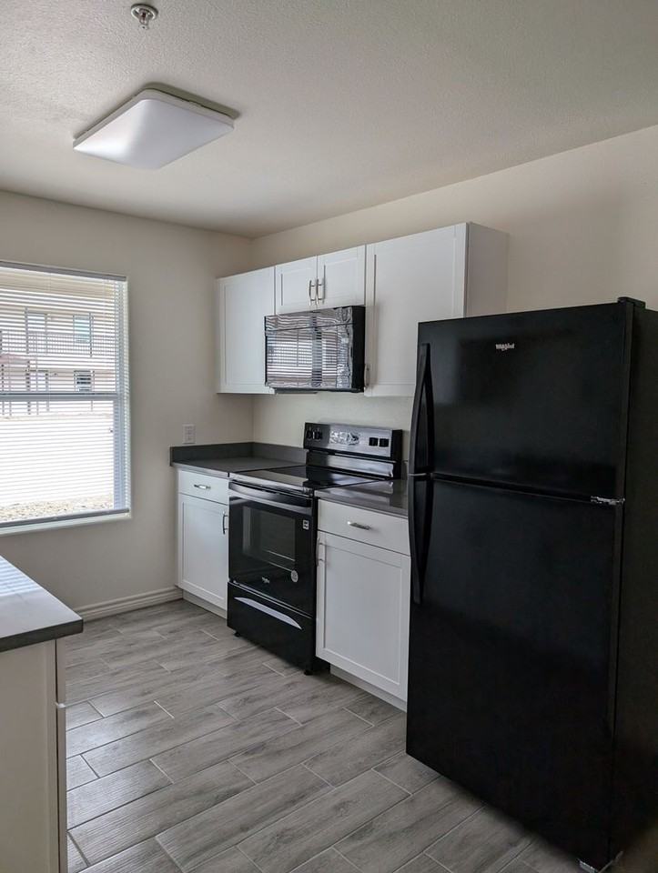 Chance's Court - Photo 2 of 26