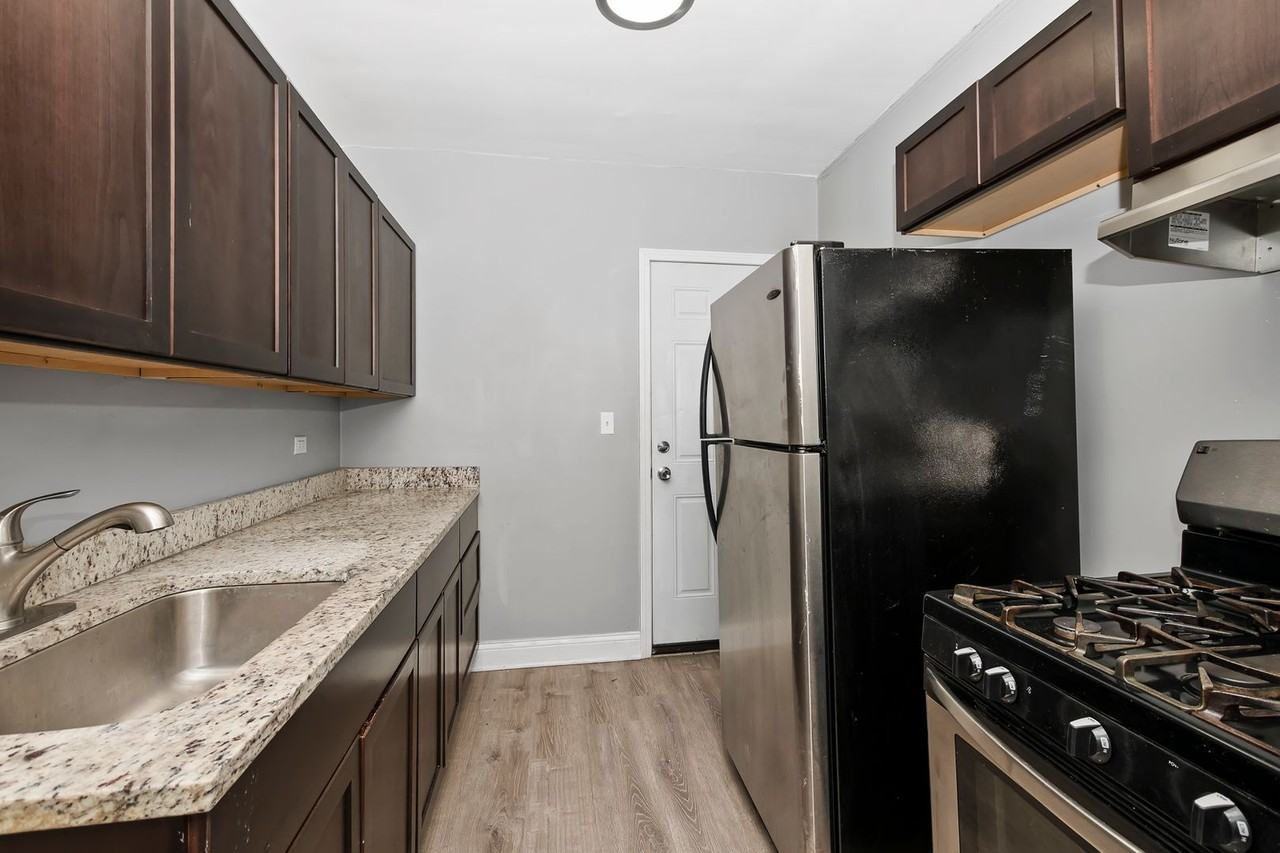 Marquette/Campbell (SE Corner) - Photo 3 of 9