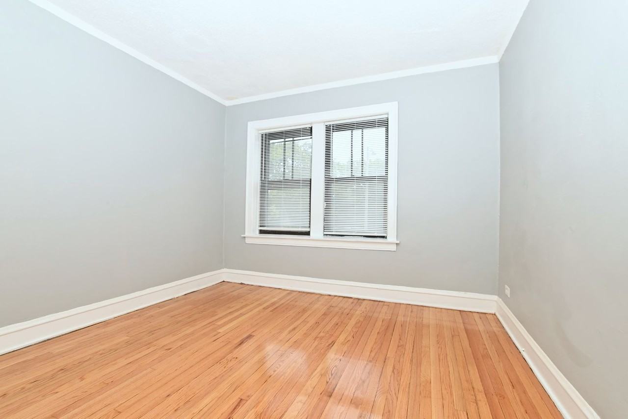 Marquette/Campbell (SE Corner) - Photo 6 of 9