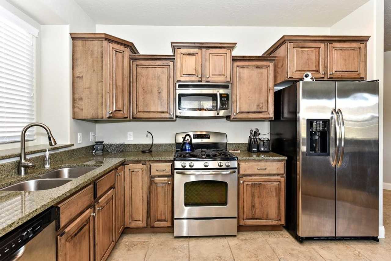 262 E Munich Dr - Photo 4 of 14