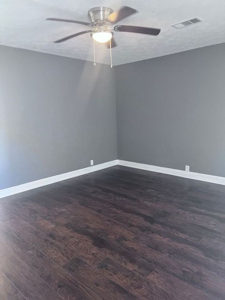 2658 Amarillo St - Photo 2 of 10