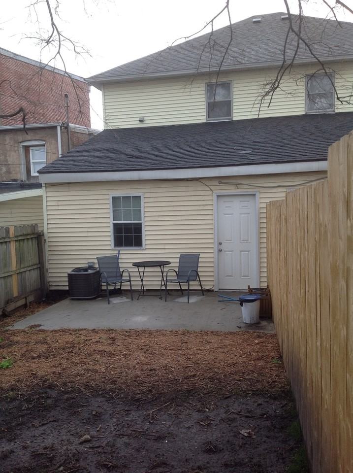1023 Main St - Photo 5 of 6