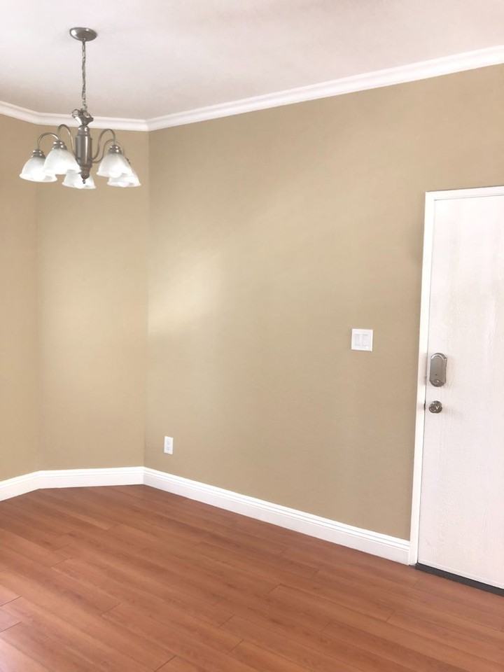 7632 Topanga Canyon Blvd - Photo 5 of 7