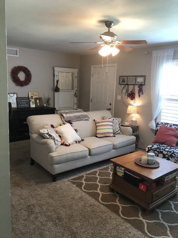 1006 Coloma Way - Photo 3 of 22