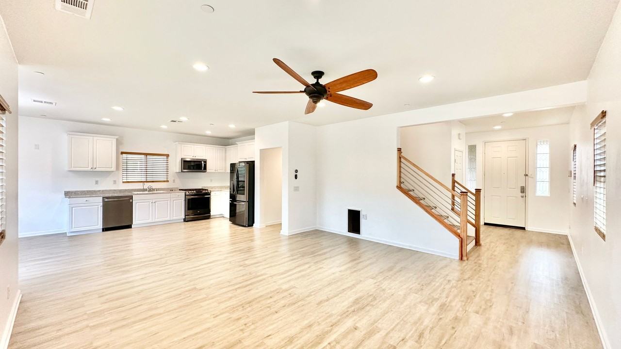35266 Persano Pl - Photo 6 of 50