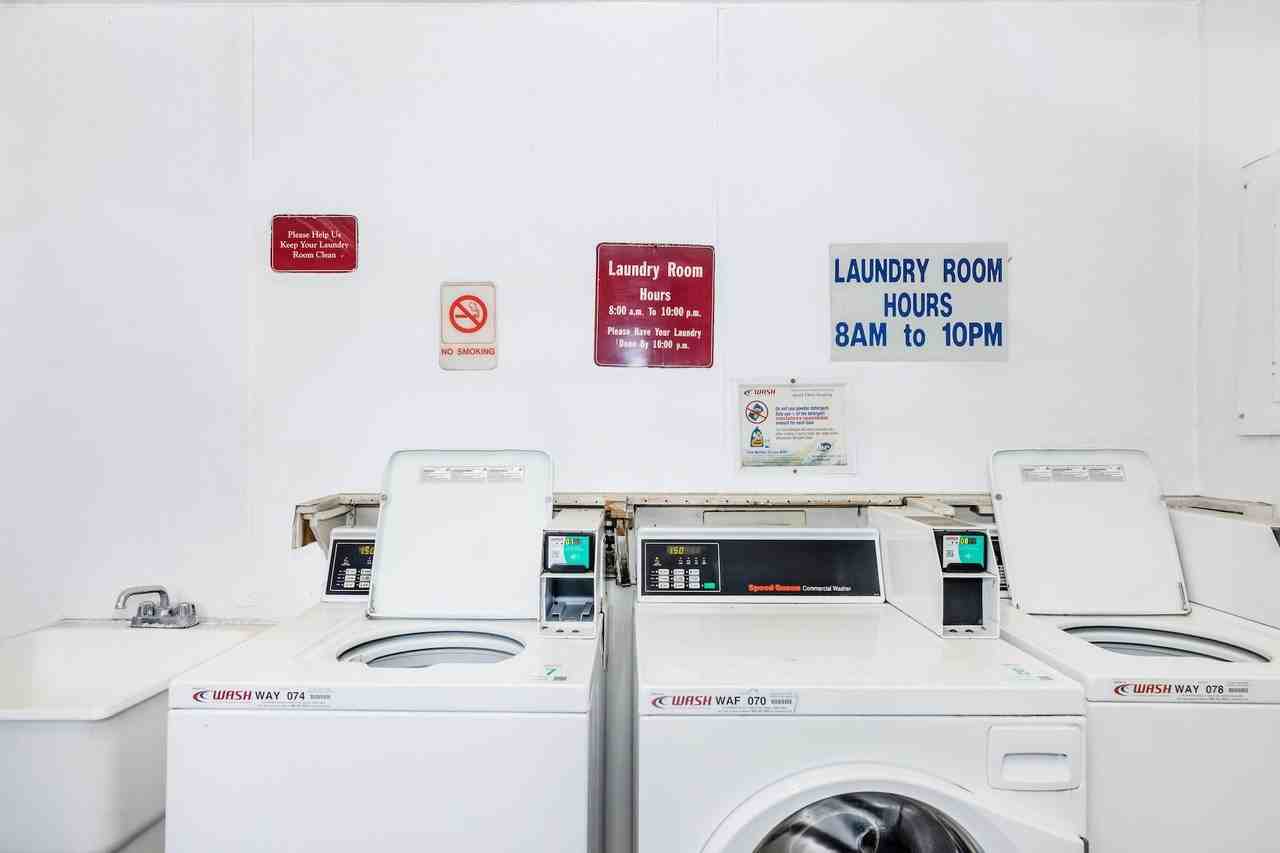 Cypress Manor Apartments - Photo 7 of 8