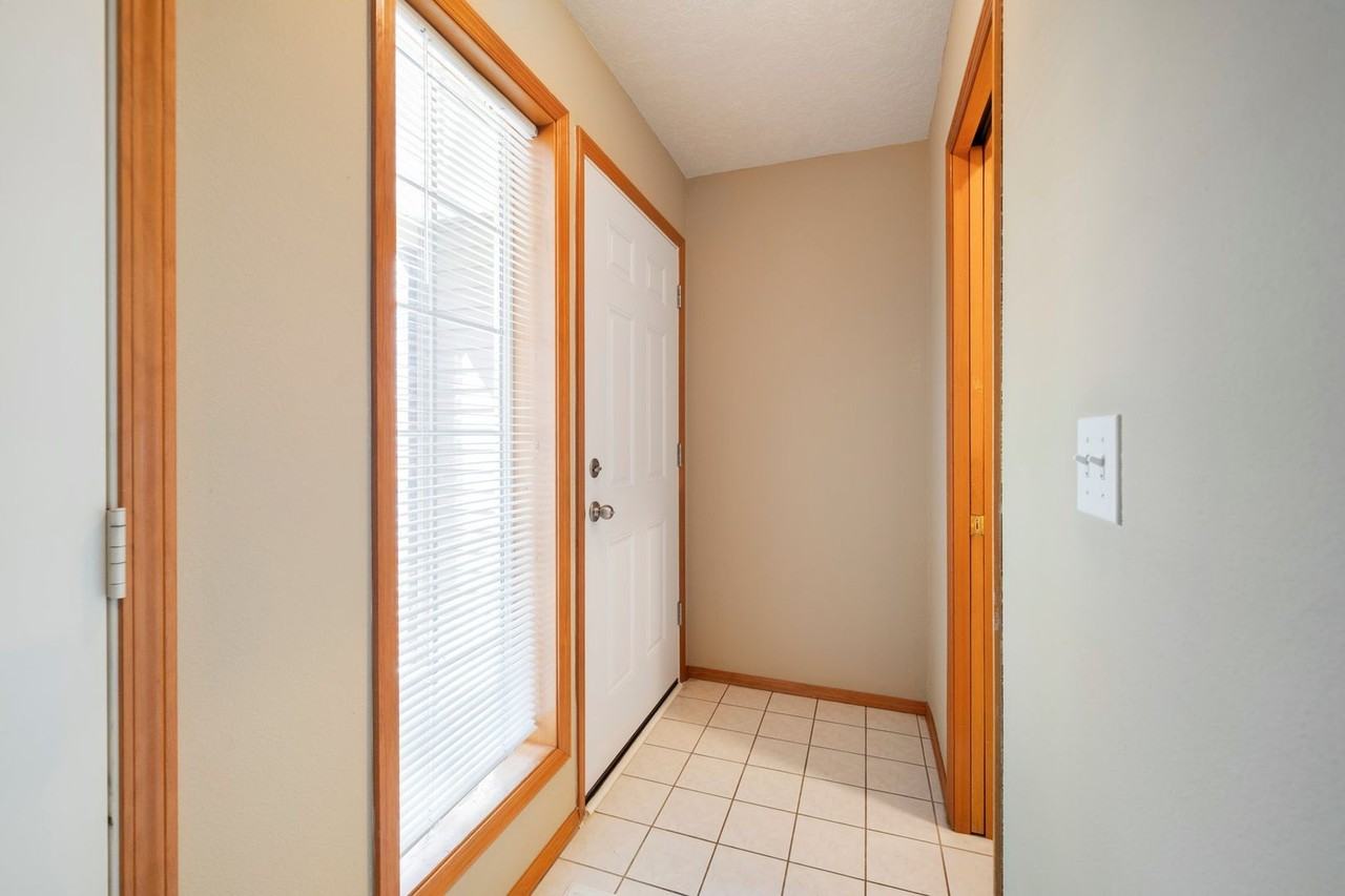 16971 Se Ankeny St - Photo 4 of 26