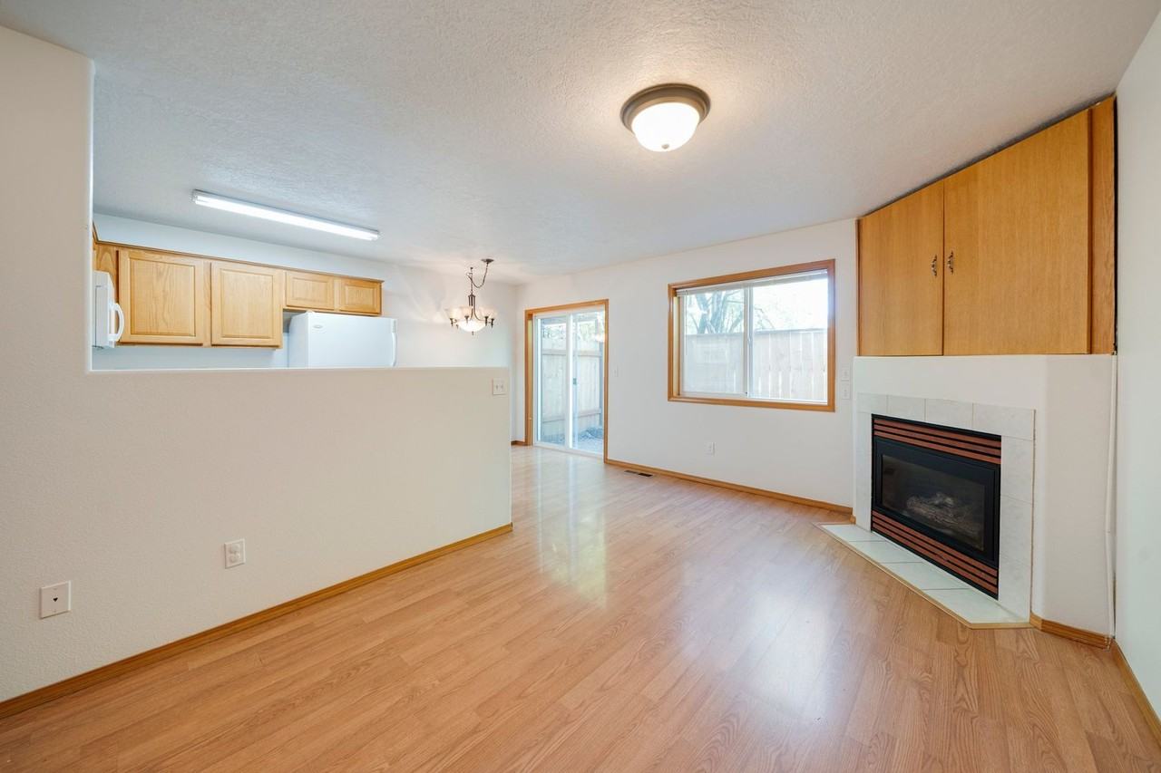 16971 Se Ankeny St - Photo 7 of 26