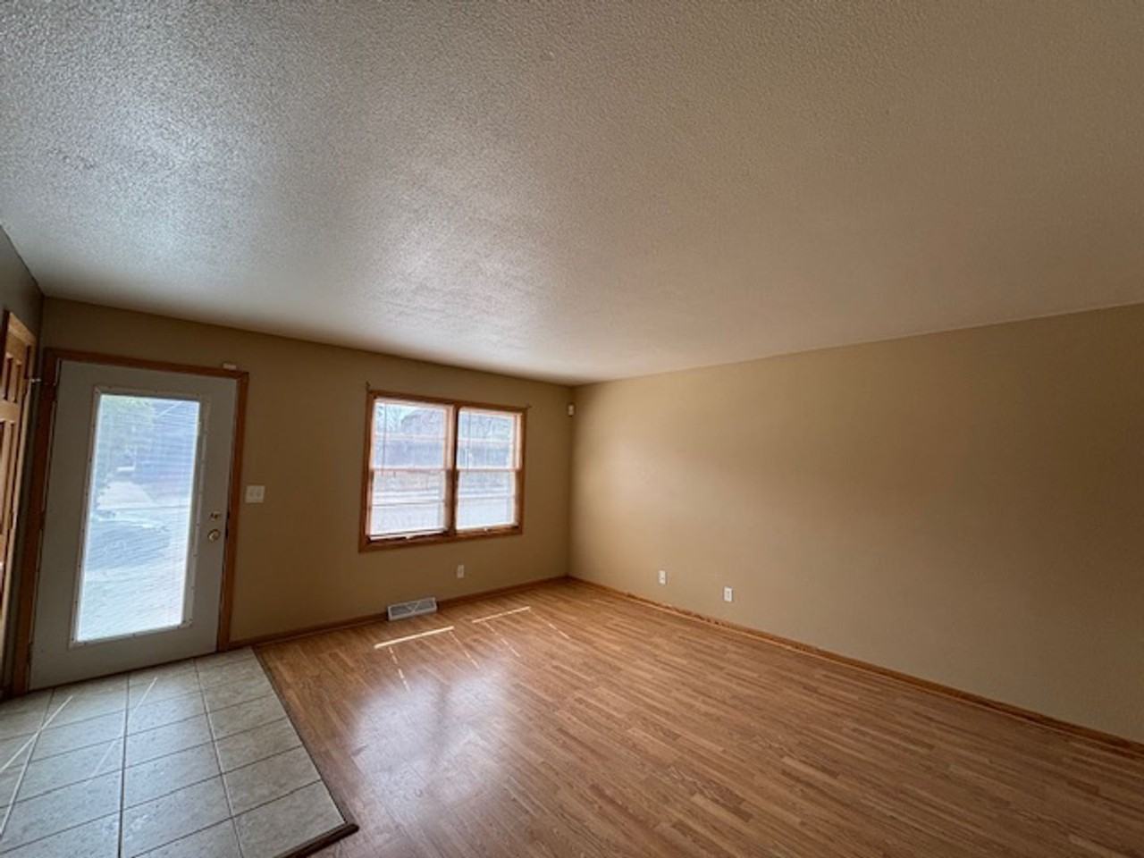 1712 Glenwood Ave - Photo 3 of 24