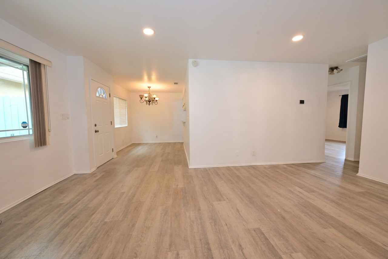 153 W Green St #NA - Photo 3 of 50