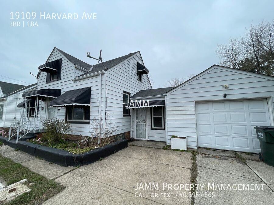 19109 Harvard Ave - Photo 2 of 19