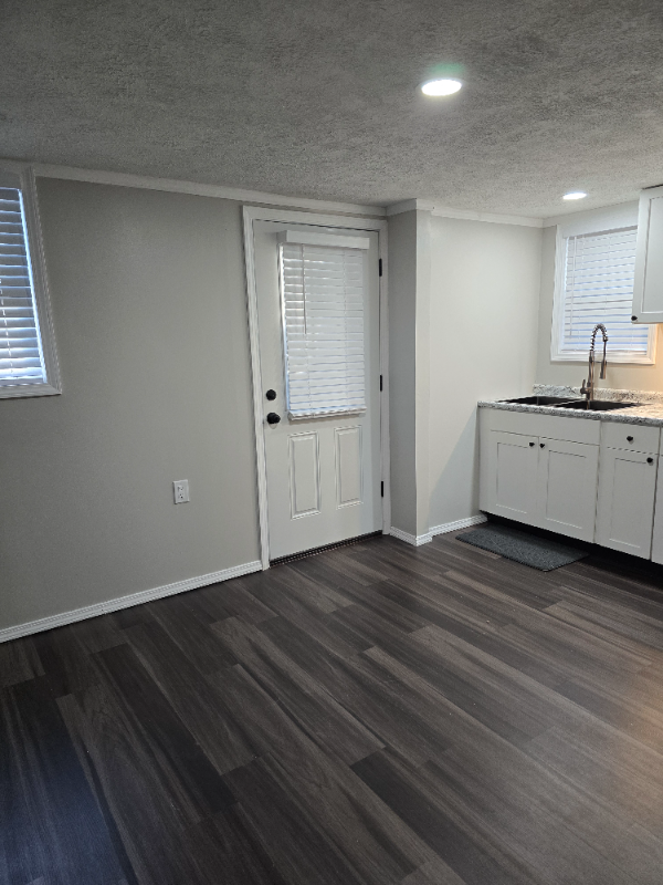 57 Merchant St - Photo 2 of 12