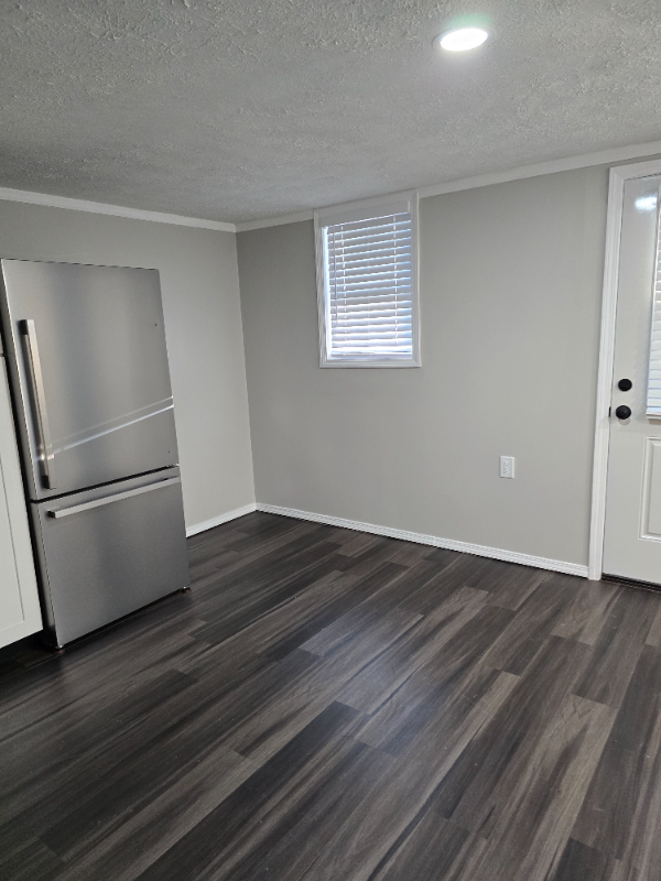 57 Merchant St - Photo 3 of 12