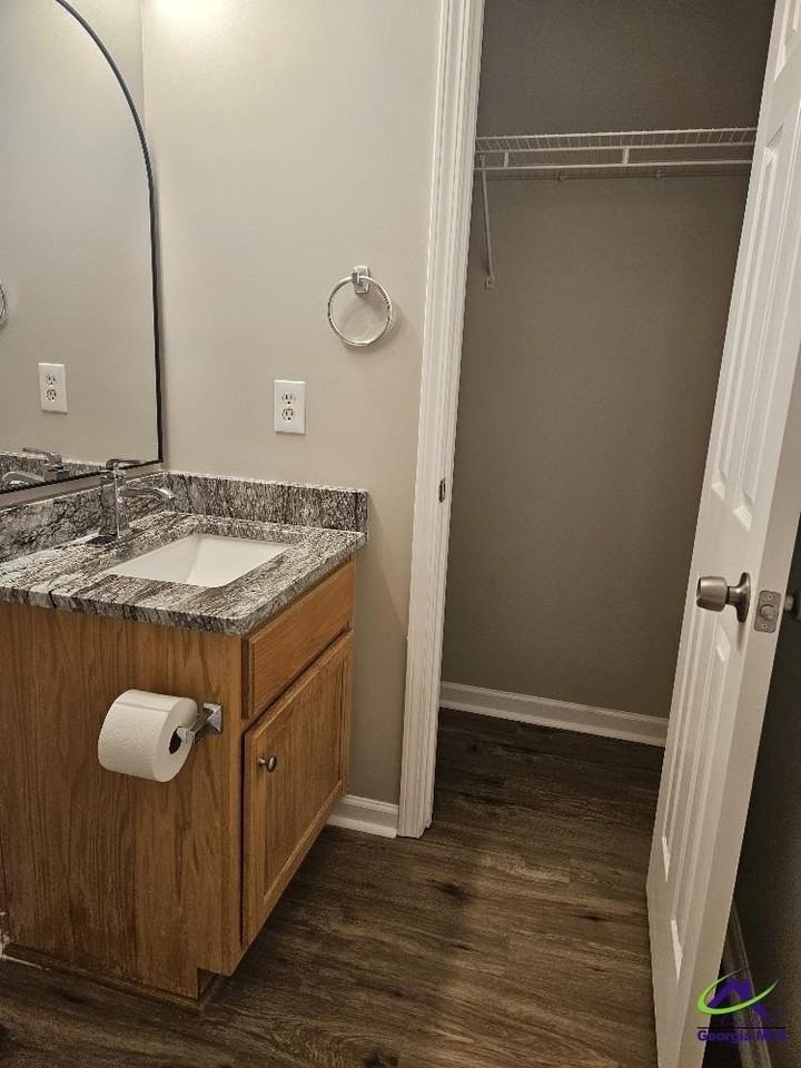 243 Katelyn Cir - Photo 7 of 12