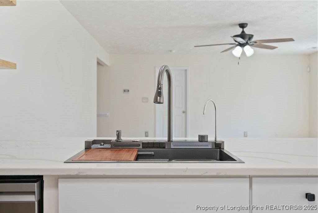 488 Collinwood Dr - Photo 5 of 24