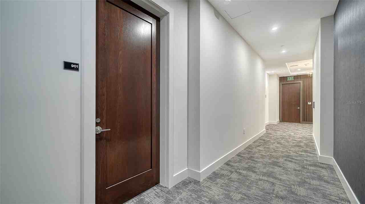 33 S Palm Ave #0804 - Photo 3 of 42