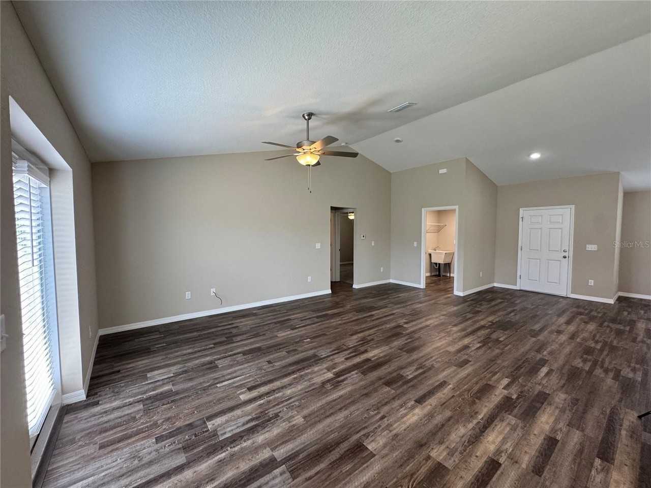 6414 Sw 67th Pl - Photo 2 of 20