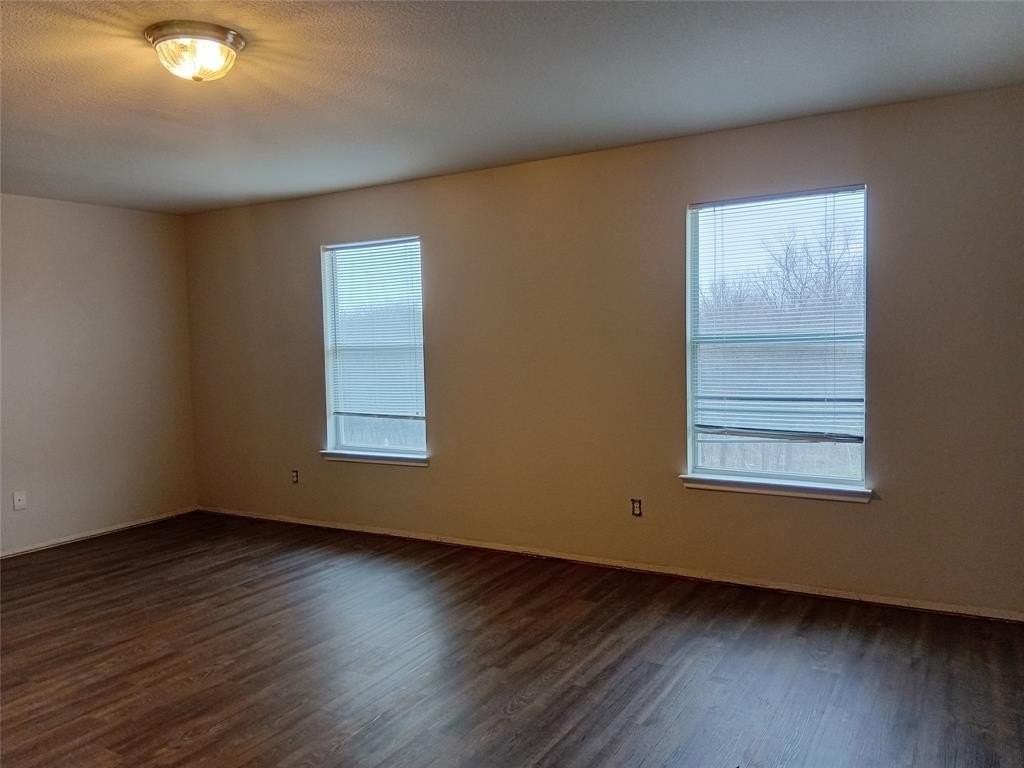 601 Mallard Drive - Photo 6 of 16