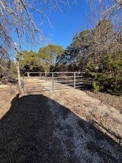 11403 Lakeside Dr - Photo 2 of 8