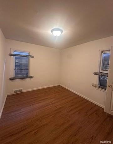 17843 Strasburg St - Photo 6 of 11