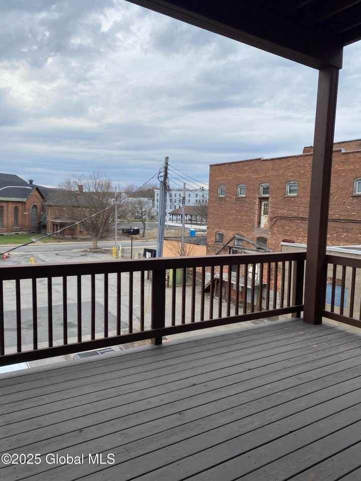 31 N Main St - Photo 3 of 10