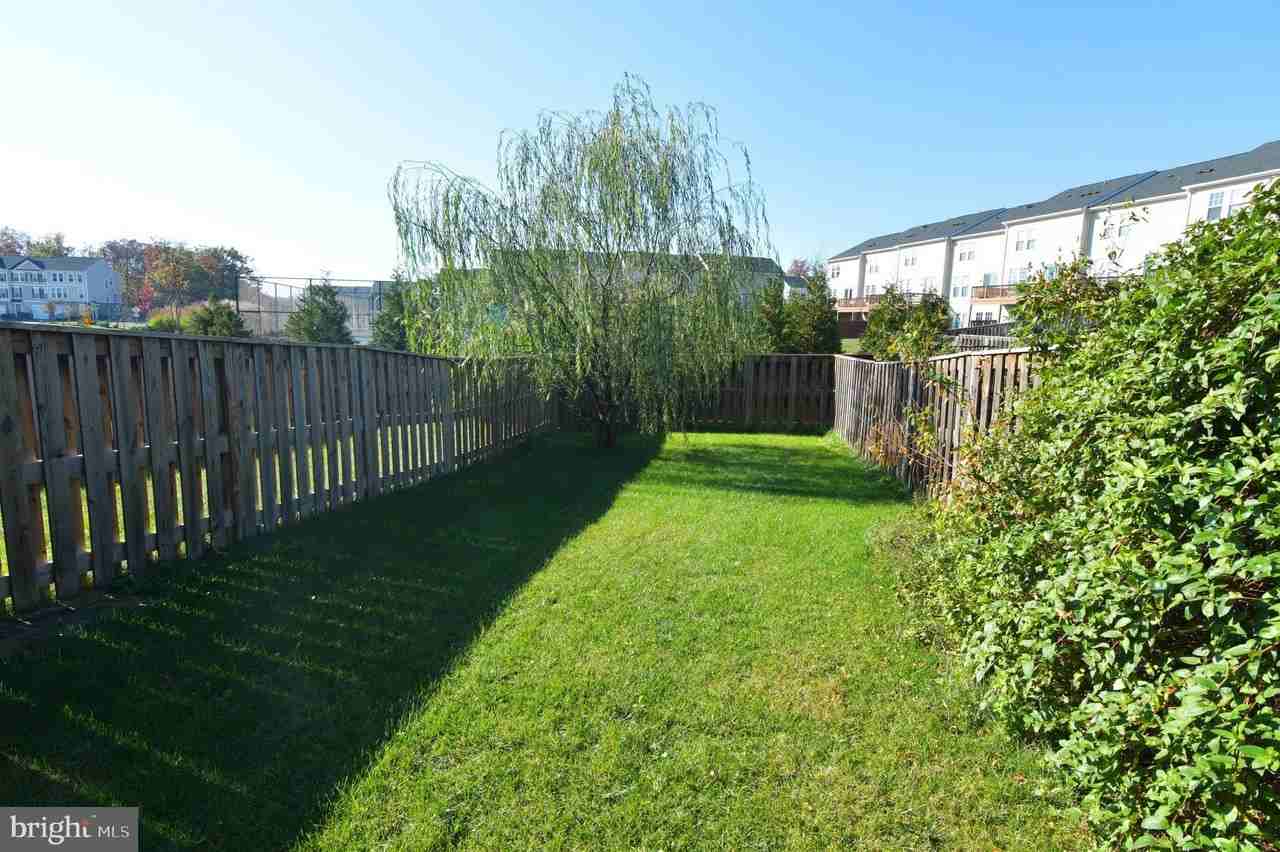165 Solara Dr - Photo 3 of 39