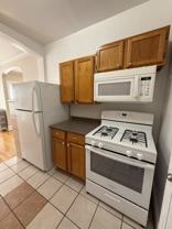4937 N Whipple St #1E - Photo 1 of 1