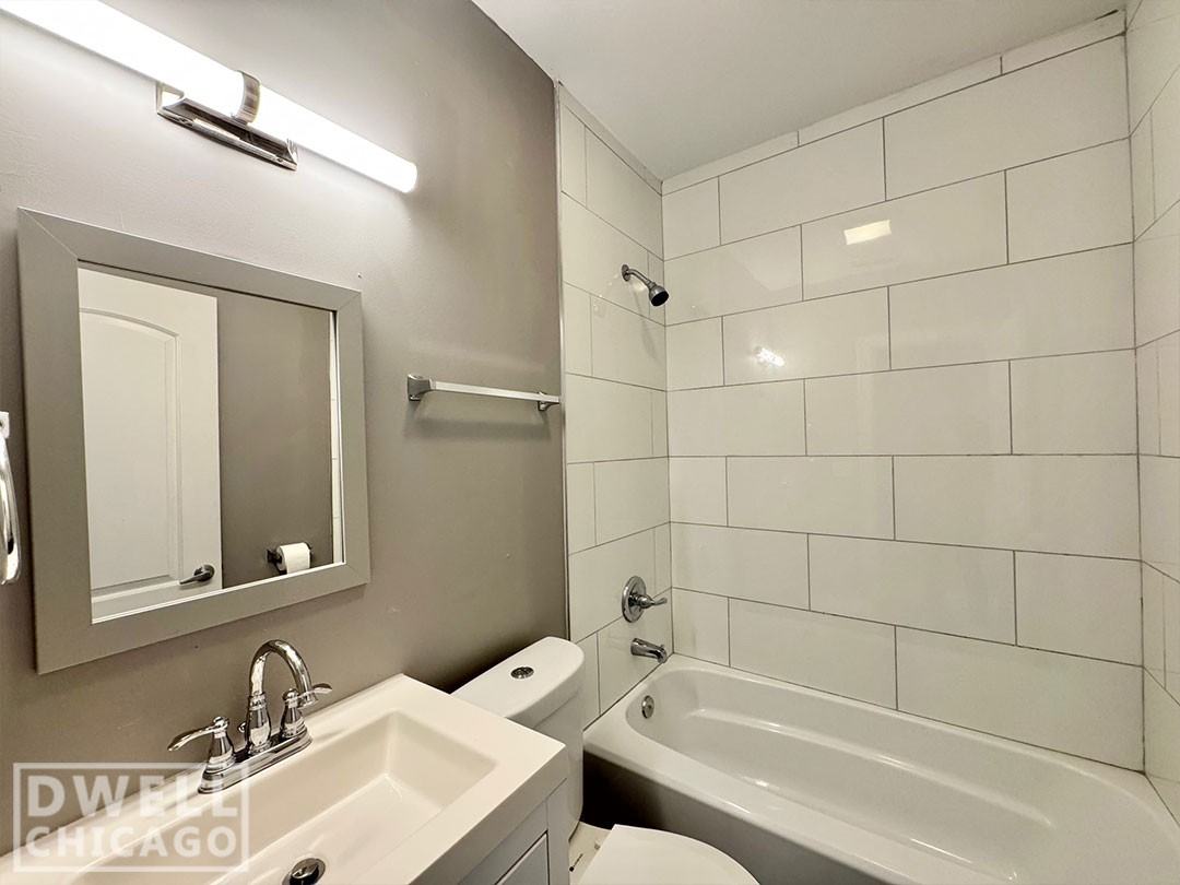 1747 N Spaulding Ave #1 - Photo 7 of 16