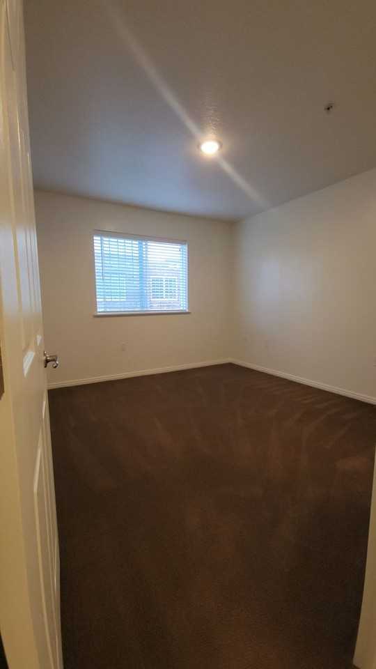 122 Falls Ave West - Photo 7 of 25