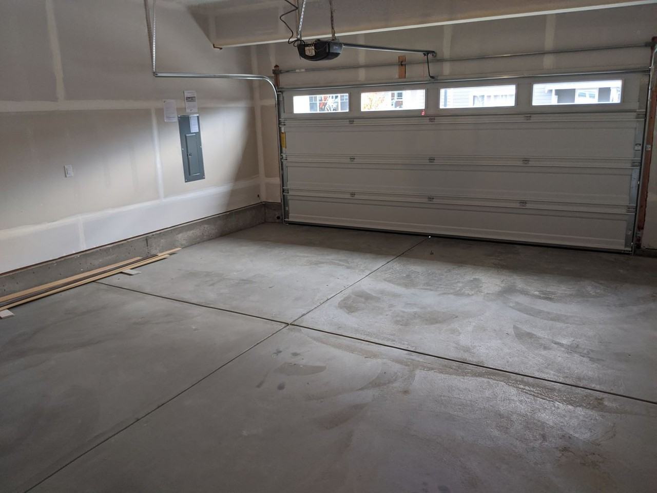 1036 Banyan St - Photo 3 of 11