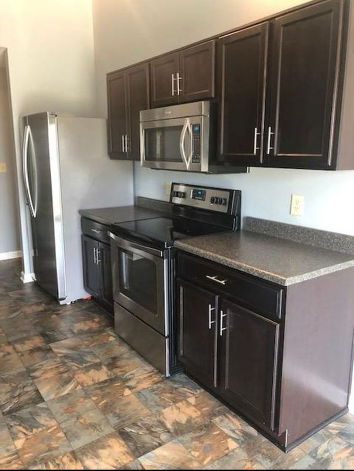 4330 Fletcher Dr - Photo 7 of 23