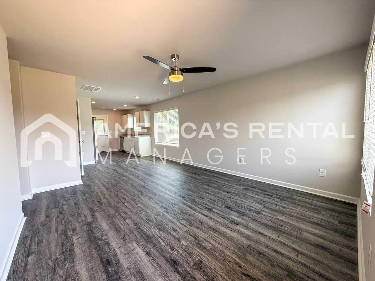 651 Antler Way - Photo 4 of 29