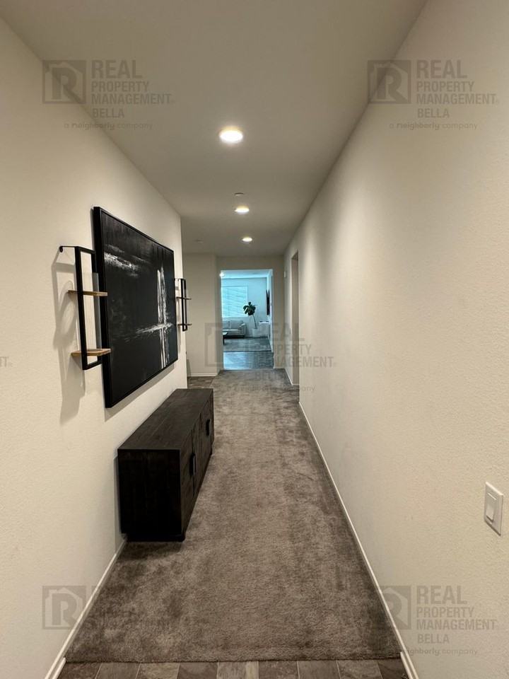 3071 Homeward St - Photo 3 of 34