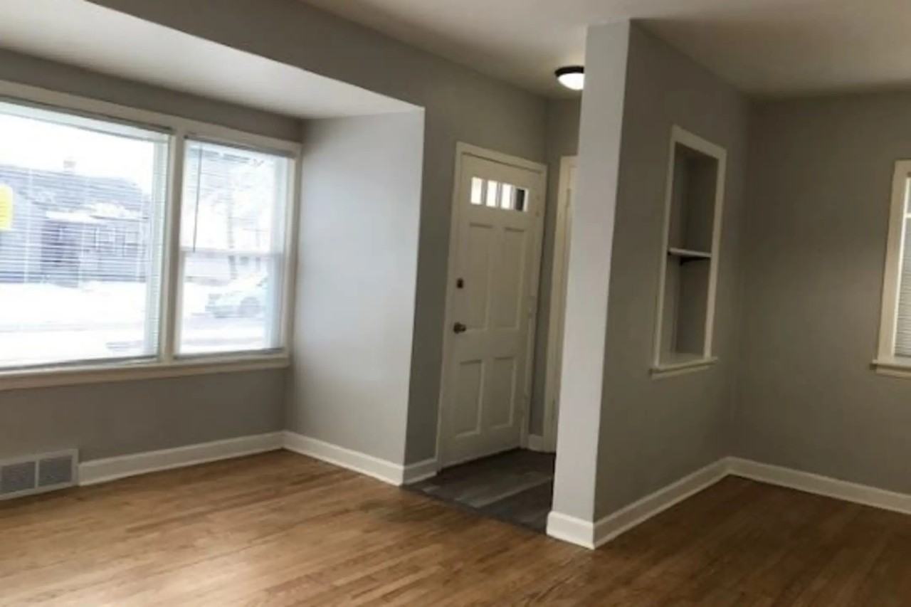 3133 Arline Ave - Photo 3 of 10