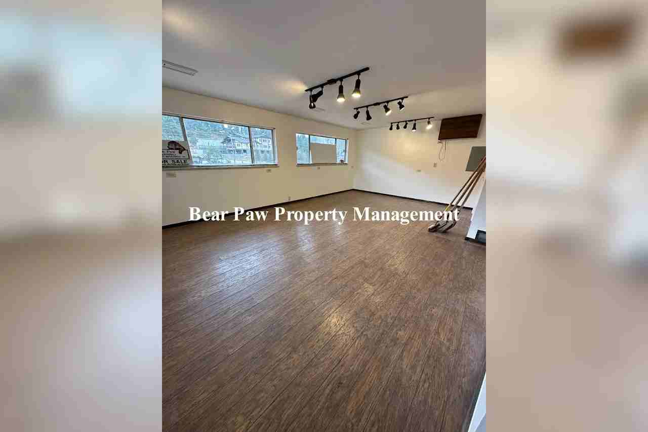 28245 Highway 74 3rd Fl - Photo 3 of 9