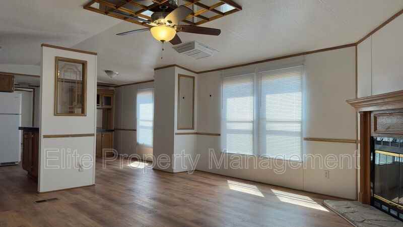 98 E Byrd Dr - Photo 3 of 21