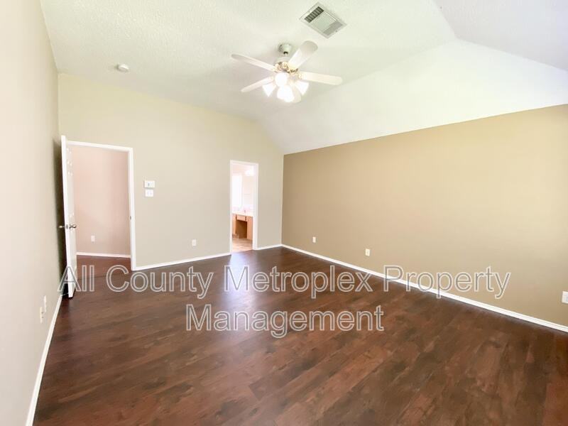 813 Snapdragon Ln - Photo 4 of 12