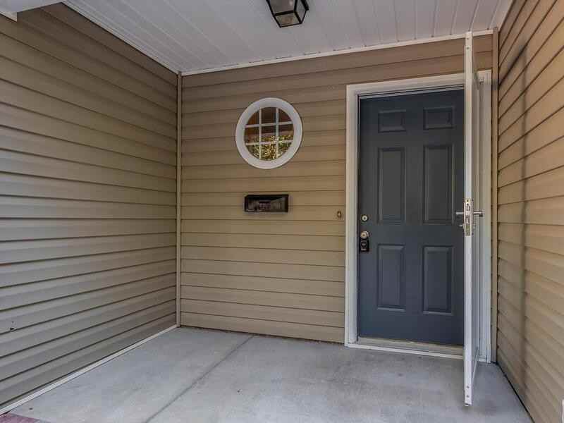 4221 Craig Ave - Photo 2 of 27