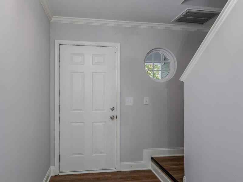 4221 Craig Ave - Photo 3 of 27