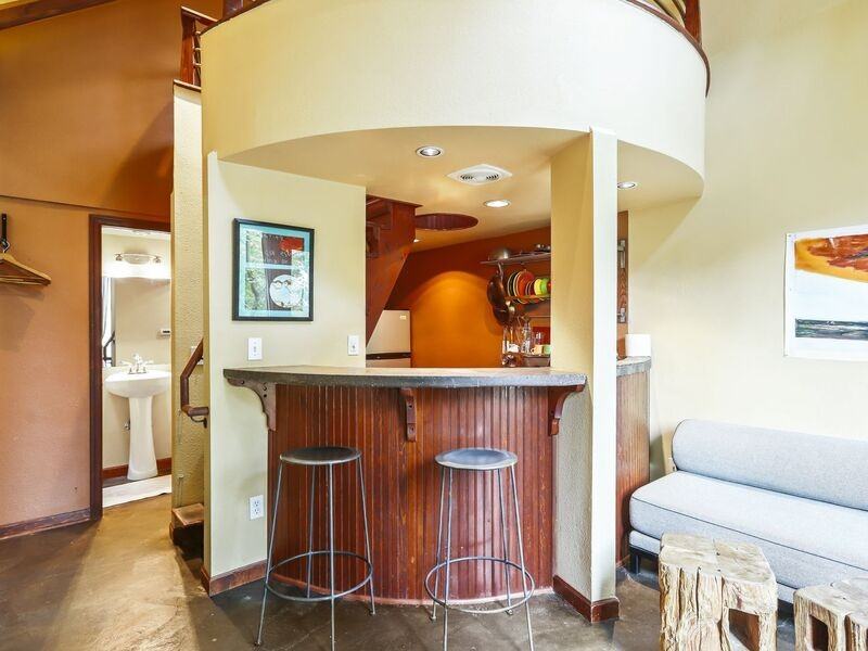 5826 Se Hawthorne Blvd - Photo 3 of 20