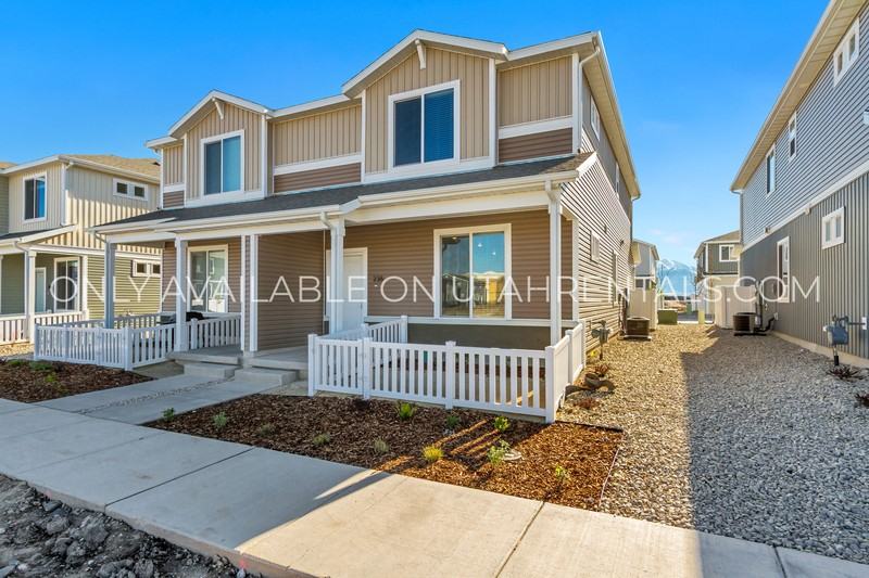 238 N Colonnade Rd - Photo 2 of 20