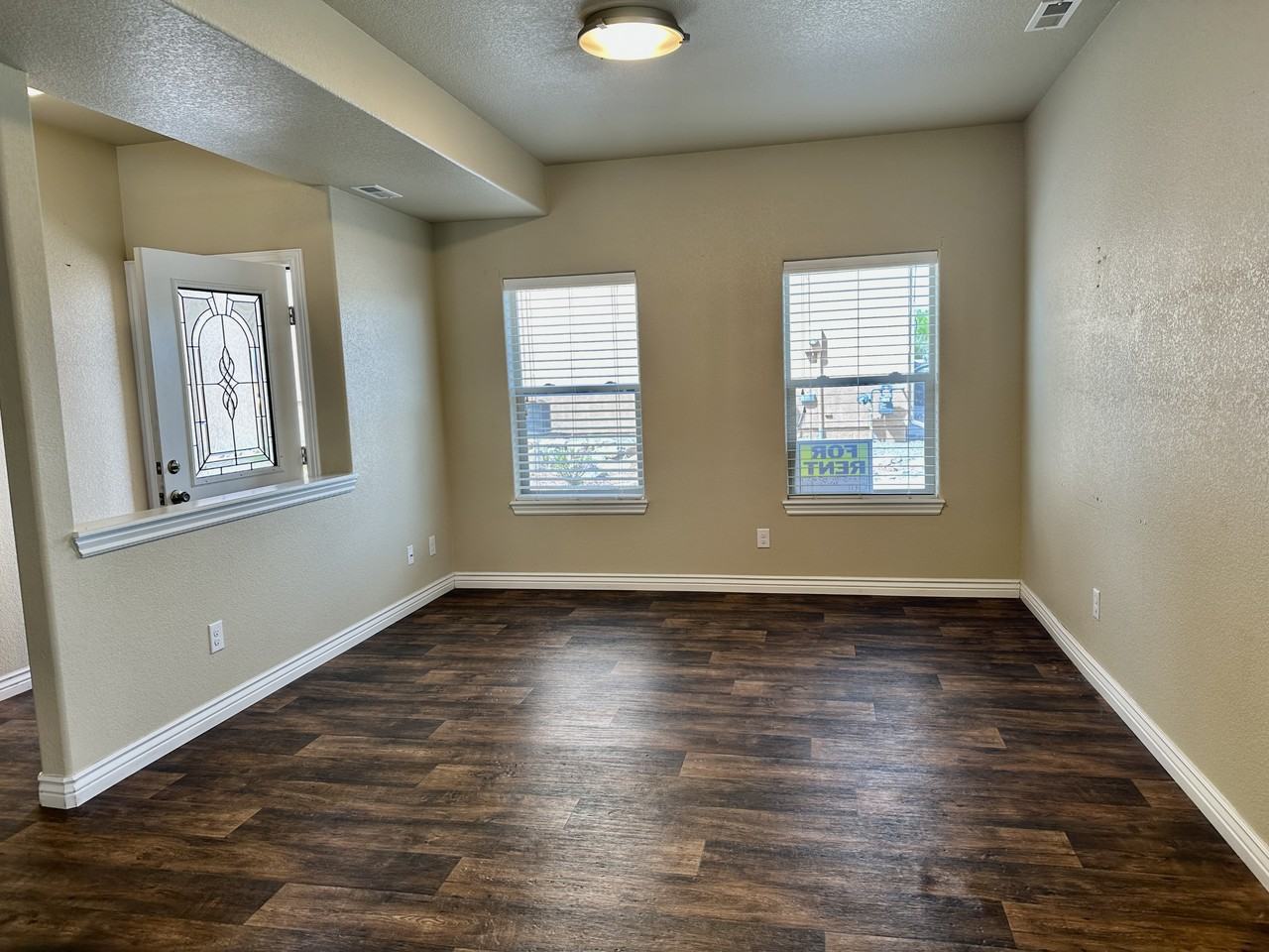 9360 Piedmont Pt - Photo 3 of 14