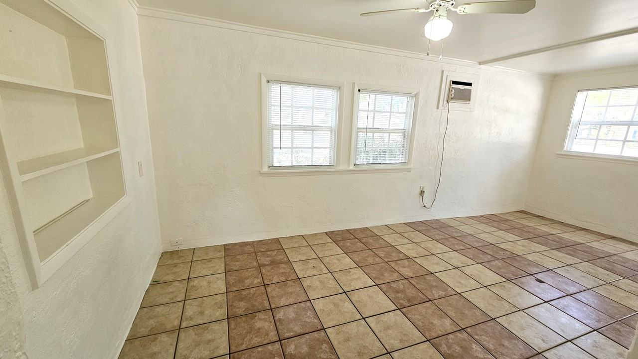 15 N Mango St #W - Photo 7 of 19