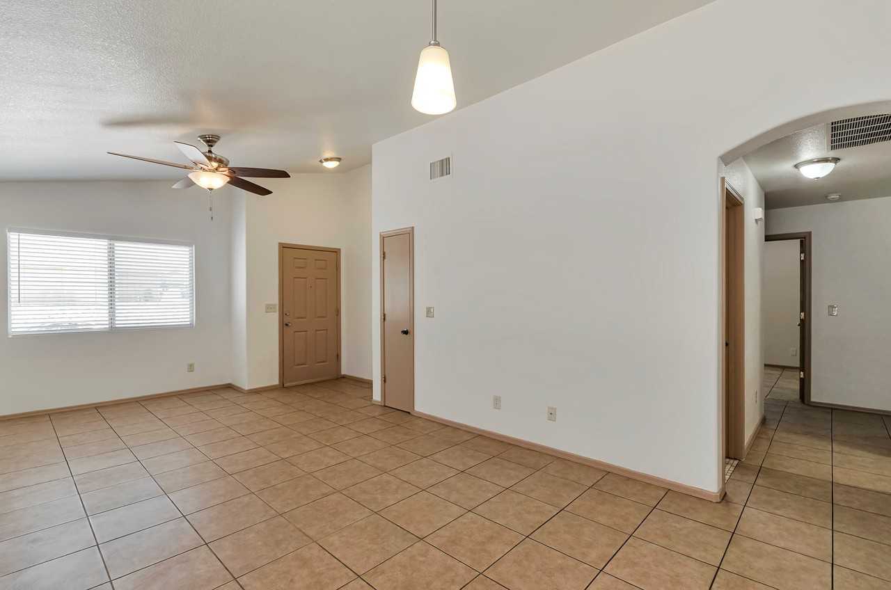 2528 S Krissy Ave - Photo 7 of 27