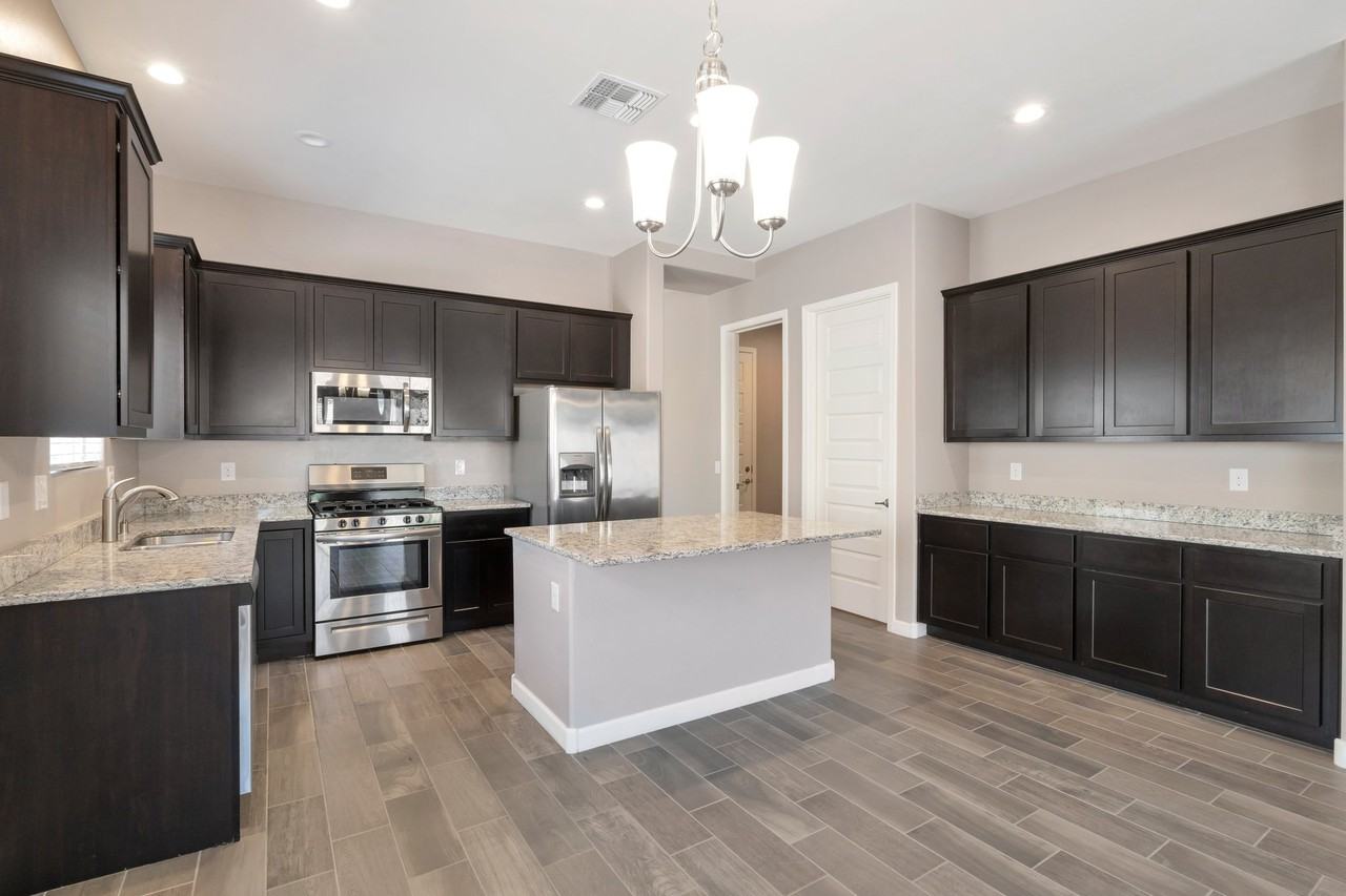 3512 W Ringtail Den Way - Photo 6 of 24