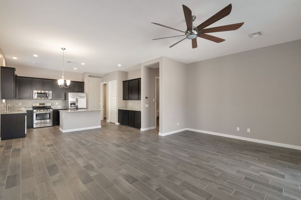 3512 W Ringtail Den Way - Photo 7 of 24