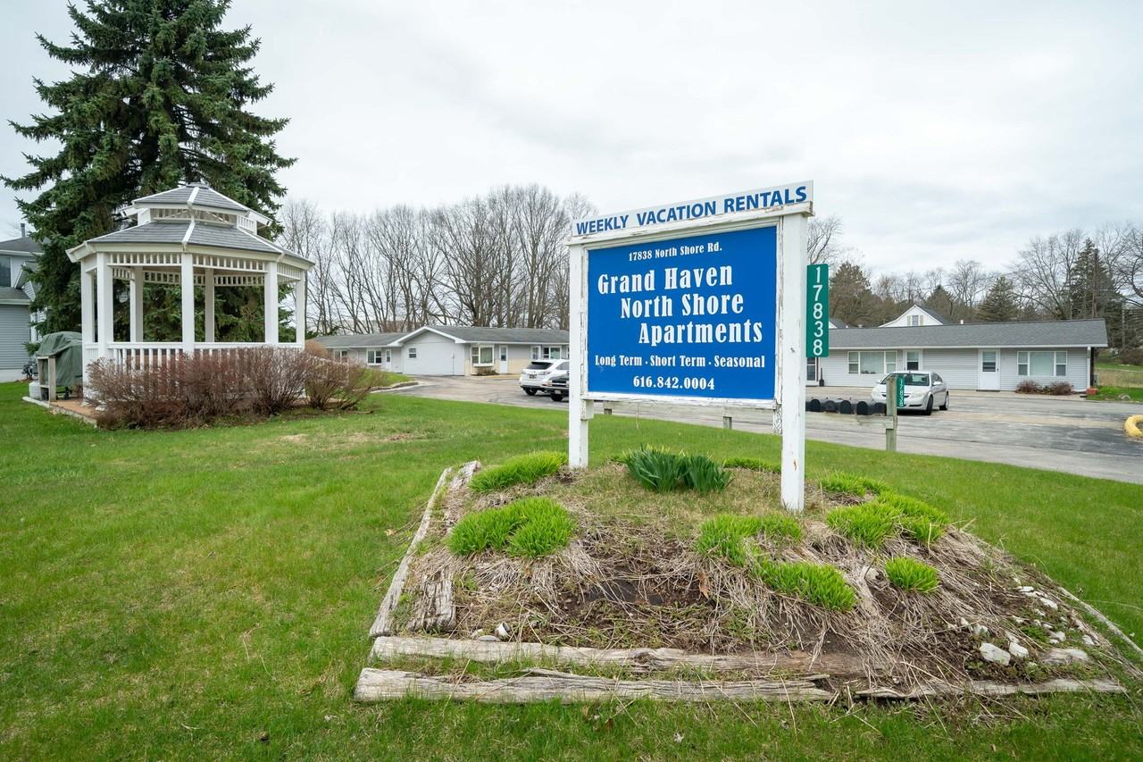 17838 N Shore Dr Apartments - Spring Lake MI | Zumper