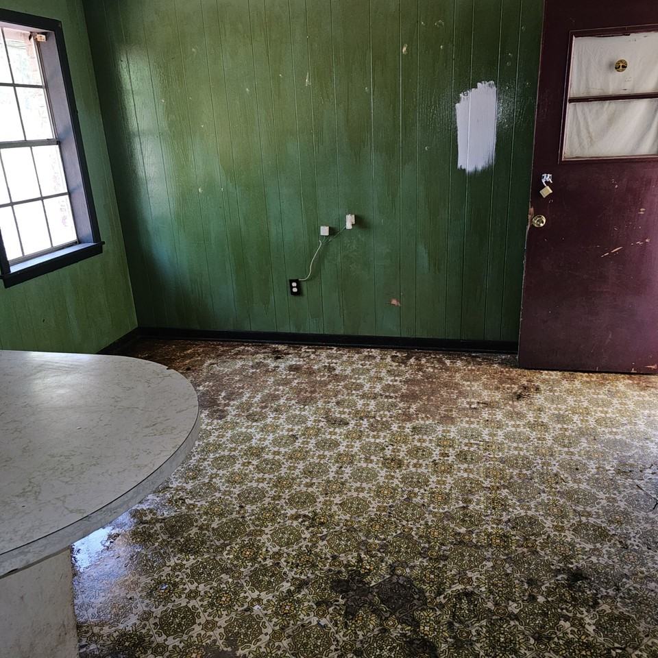 401 S Penn Rd - Photo 3 of 8