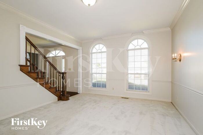 1202 Cauthen Ct - Photo 3 of 16